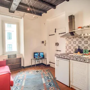 Lovely Flat In The Heart Of Trastevere Appartamento
