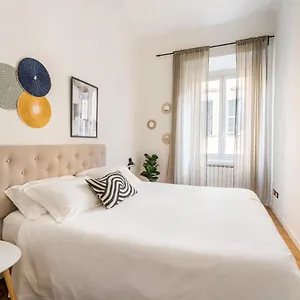 Apartment Nora's Home, Charmy In The Heart Of Trastevere, Rome